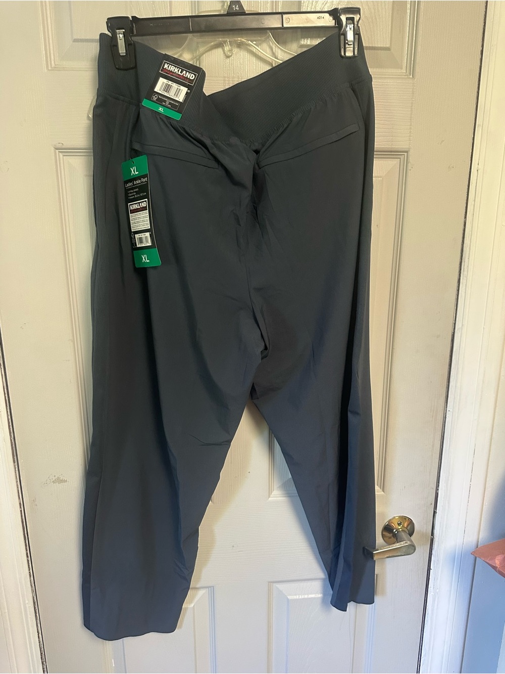 Kirkland Signature Green Tag Ladies' Ankle Pant - Dark Gray